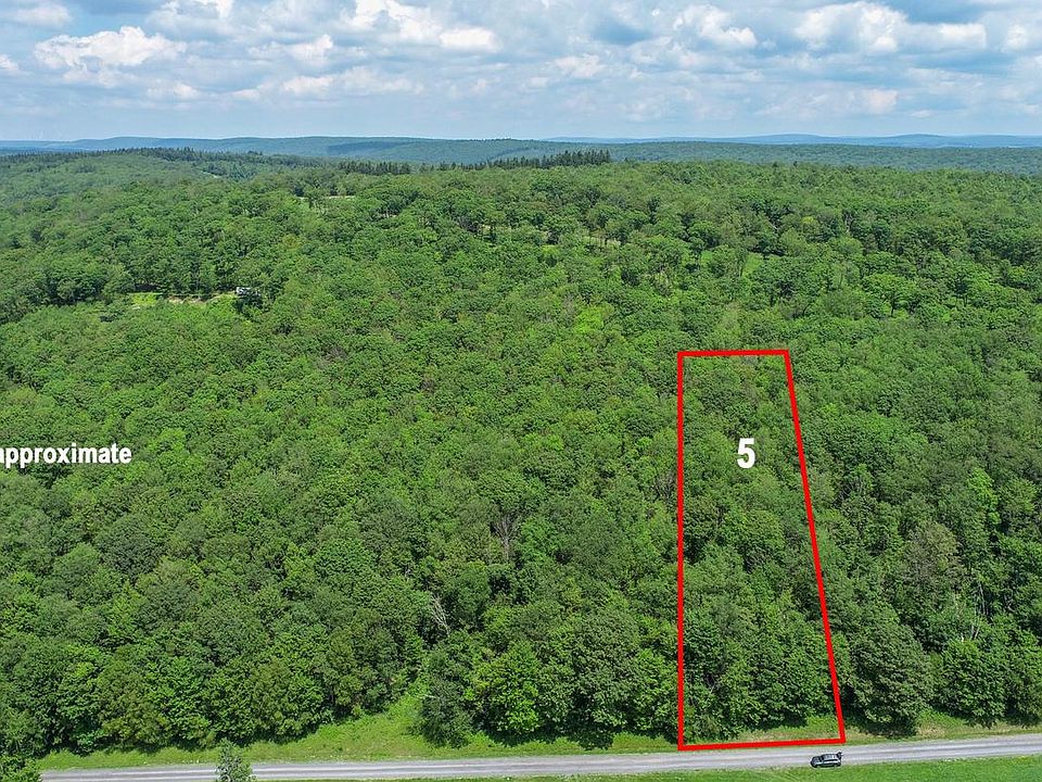 1st image of 5 Greenwood Ridge Rd