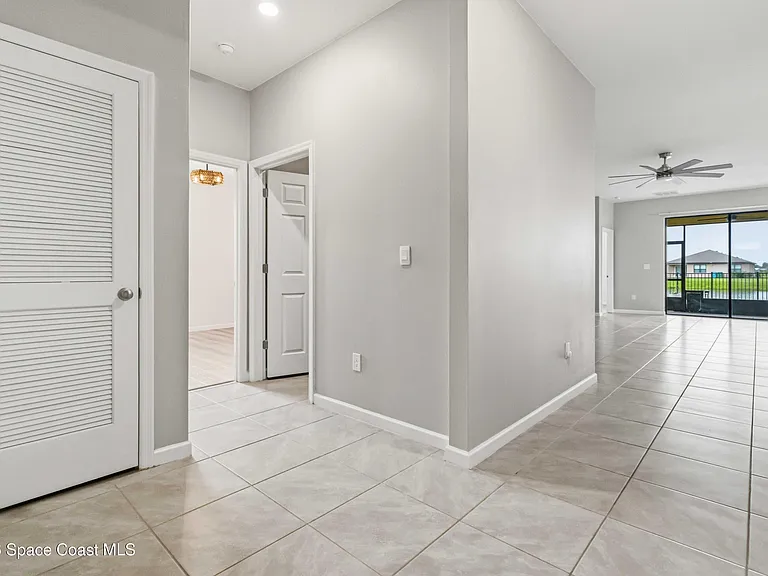 5349 Waterfall Pl — Photo 13