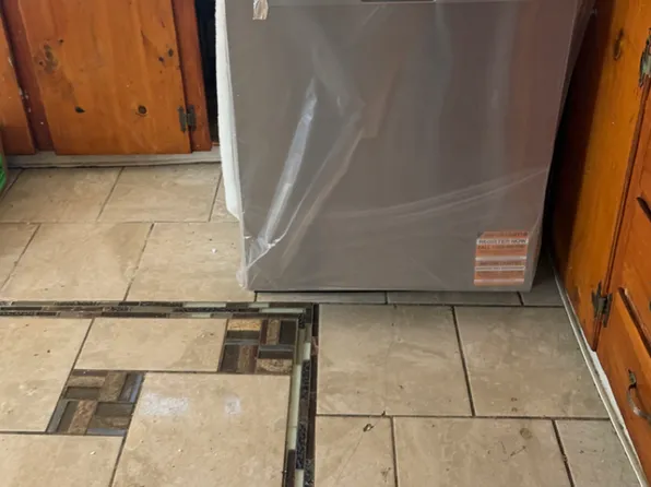 65 Hicks St, Portland, ME 04103