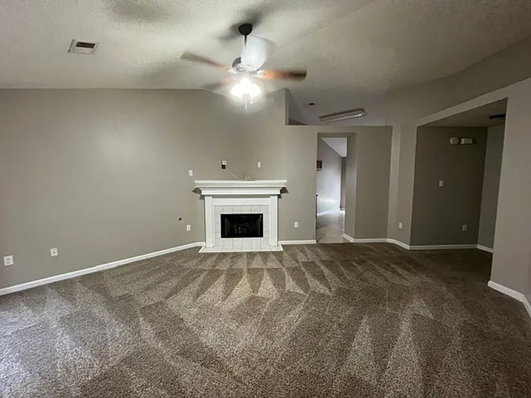 5392 Kristy Ln — Photo 2