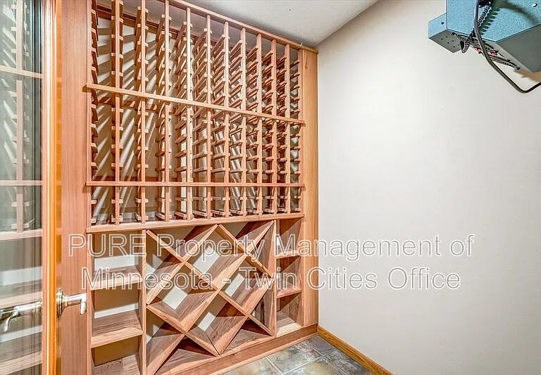 10247 Nottingham Trl — Photo 31