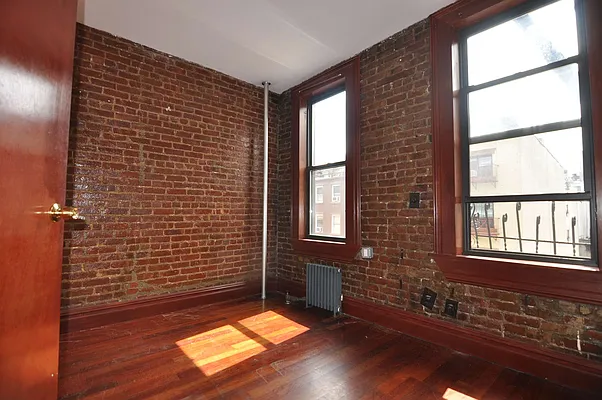 Rented by Alpha Properties NYC I LLC | media 23
