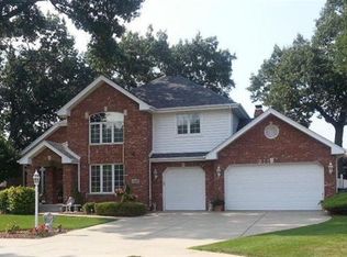 2019 Ramblewood Dr, Highland, IN