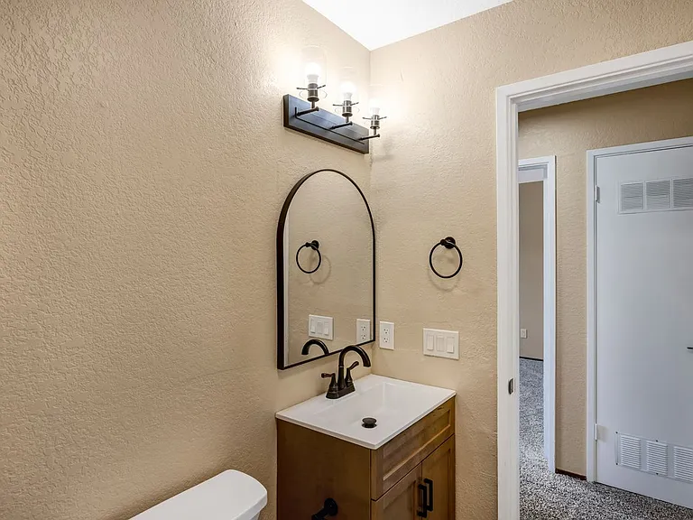 3330 Del Monte Blvd — Photo 13