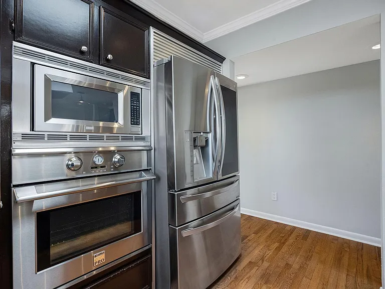 1114 Augusta Dr #1 — Photo 11