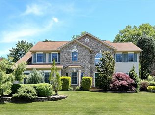 18 Meriwether Trl, Congers, NY 10920