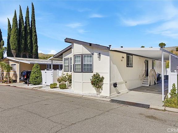 3rd image of 4901 Green River Rd Space 288