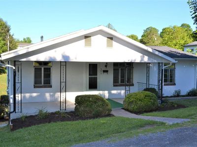 395 Academy St, Ronceverte, WV, 24970