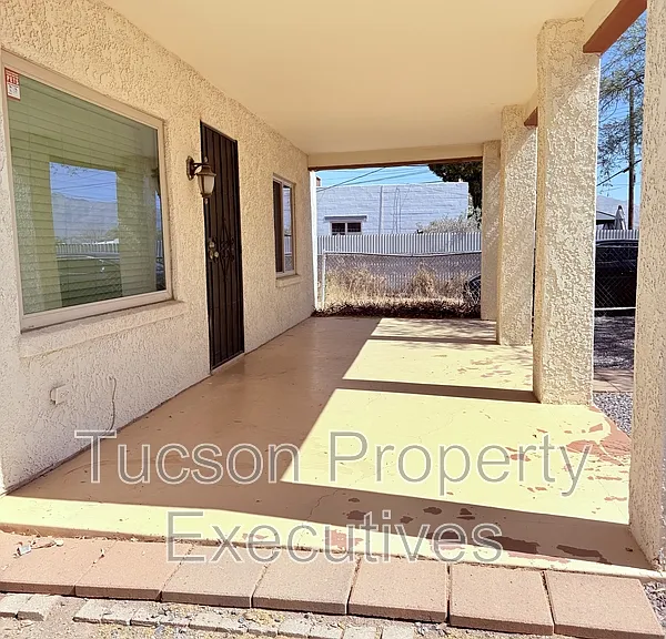 2925 N Estrella Ave #1 — Photo 20