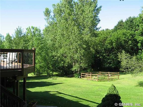 2nd image of 4633 Cherry Hill Dr