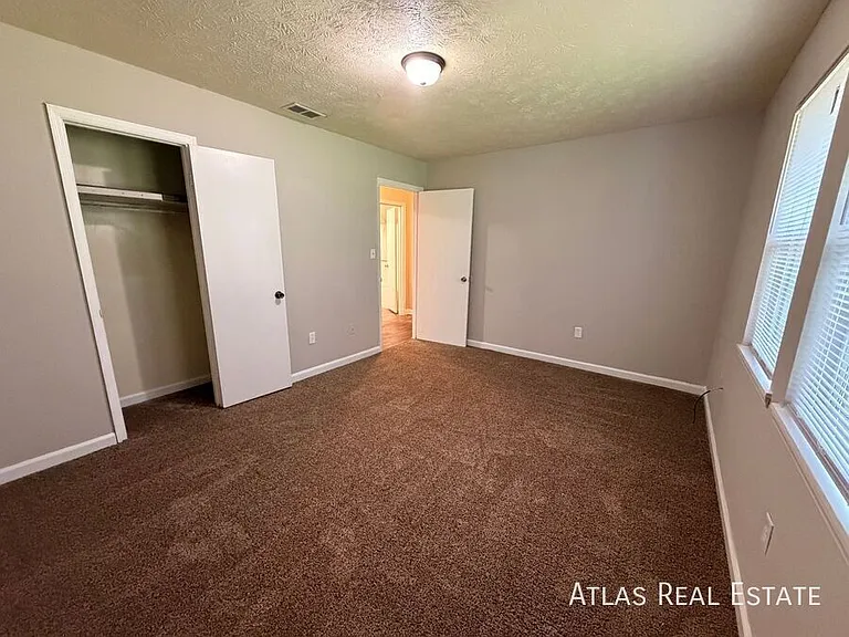 350 N Bluff Rd #350 N BLUFF ROAD — Photo 8