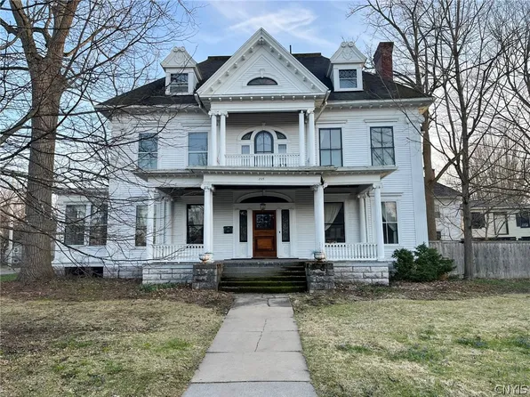 205 Ten Eyck St, Watertown, NY 13601