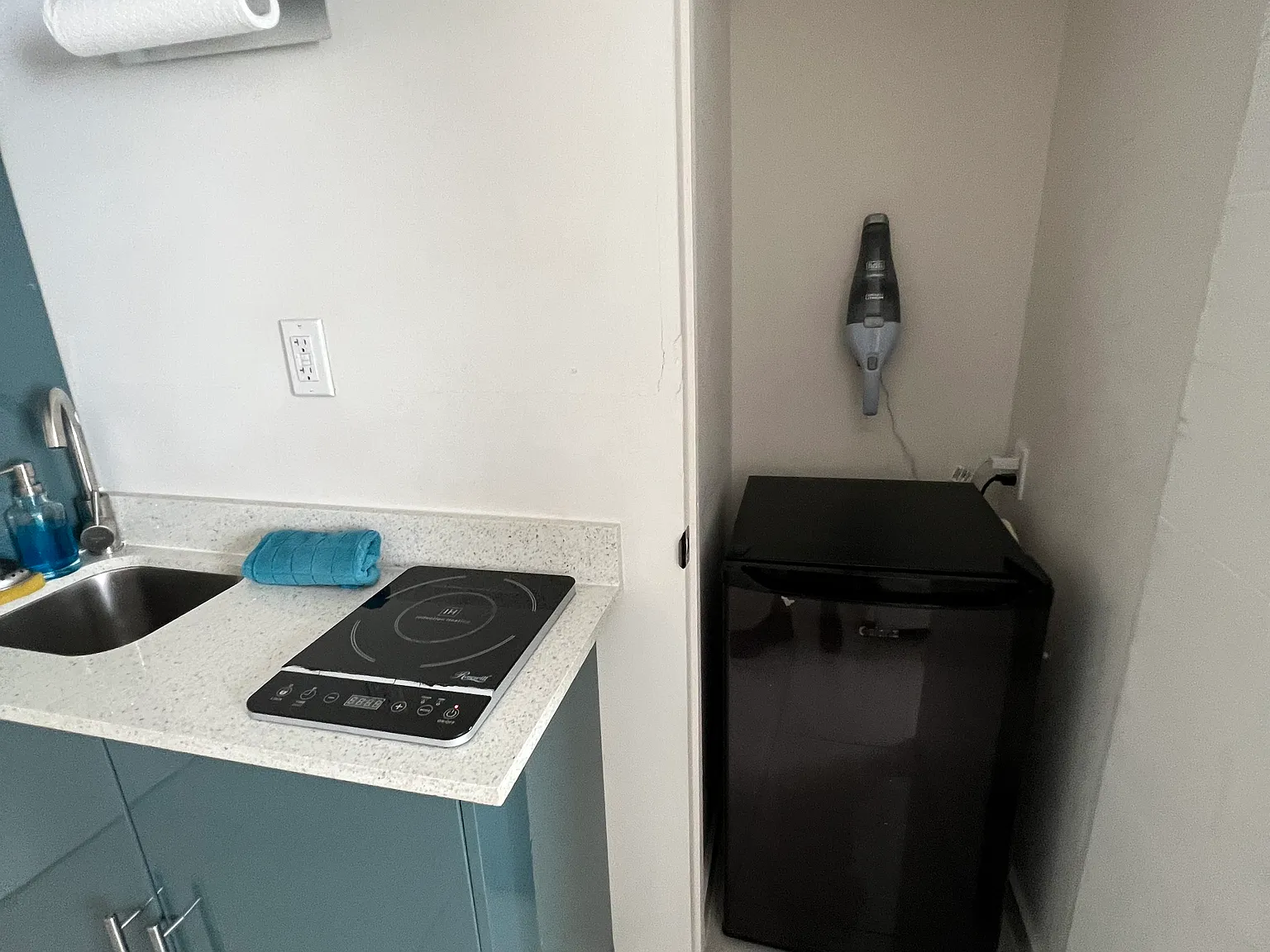 Studio, 150 sqft, $1,195 — Photo 4