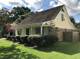 1422 Willus Dr, Laurel, MS 39440