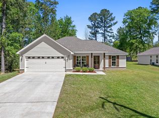 24 Little Pacific Dr, Hattiesburg, MS 39402