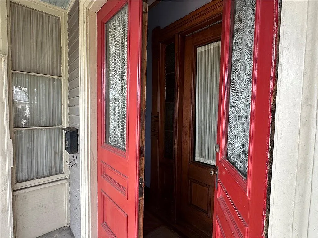 Studio, 450 sqft, $600 — Photo 2