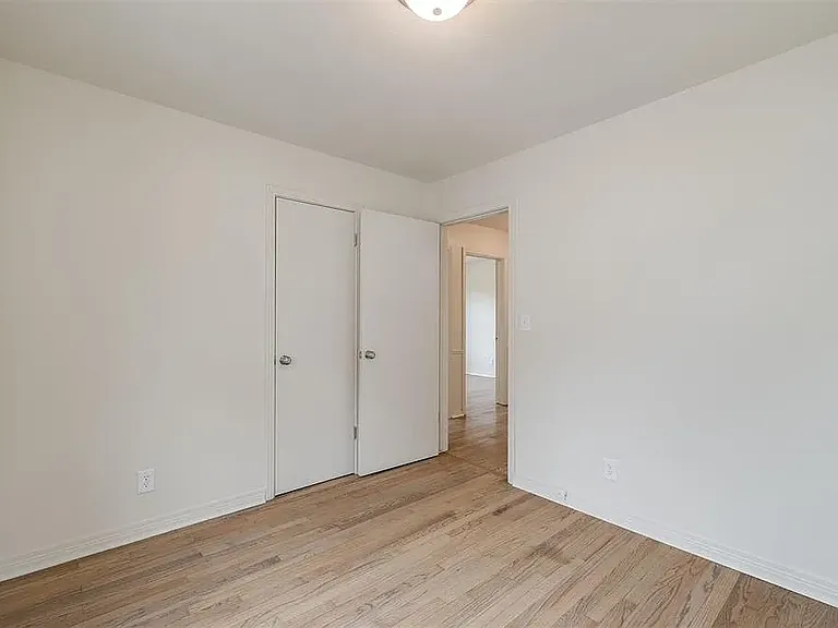 6717 NW 28th St — Photo 11