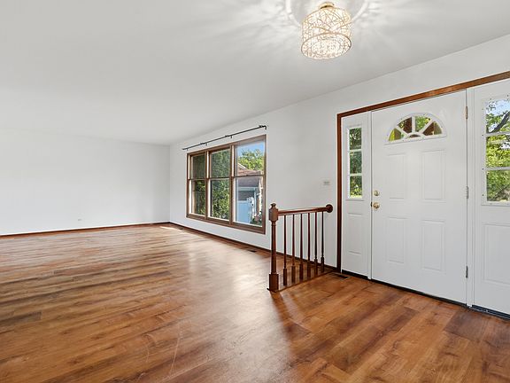 3rd image of 1191 Ivy Ct