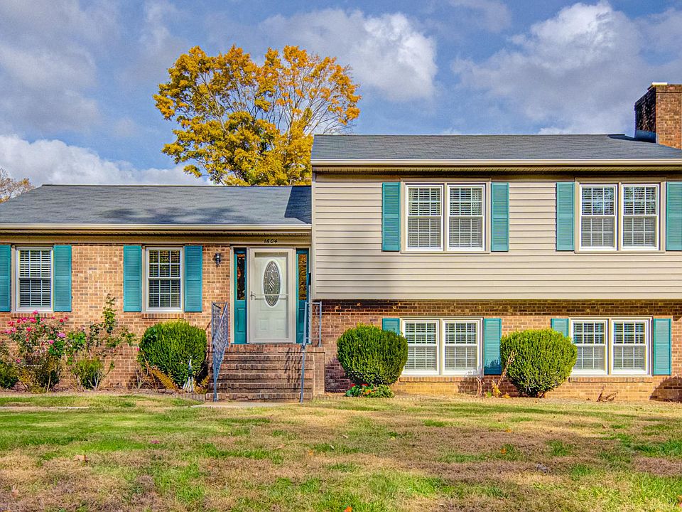 1st image of 1604 Gracewood Dr