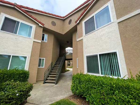 7405 Charmant Dr, San Diego, CA