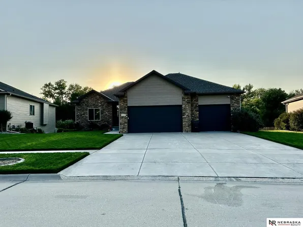 2131 N 92nd St, Lincoln, NE 68505
