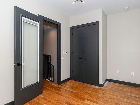 4th image of 2825 Snyder Ave #3B