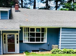 51 Valley View Ter, Mount Kisco, NY 10549