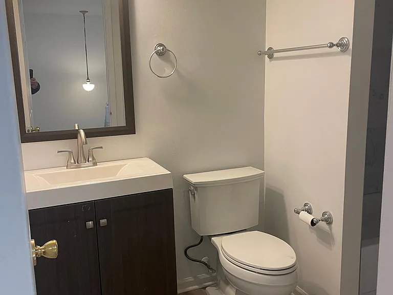8049 Highfield Ct — Photo 3