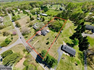 181 Sanford Dr, Fredericksburg, VA 22406