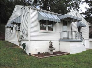 720 Darlington Rd, Carnegie, PA 15106