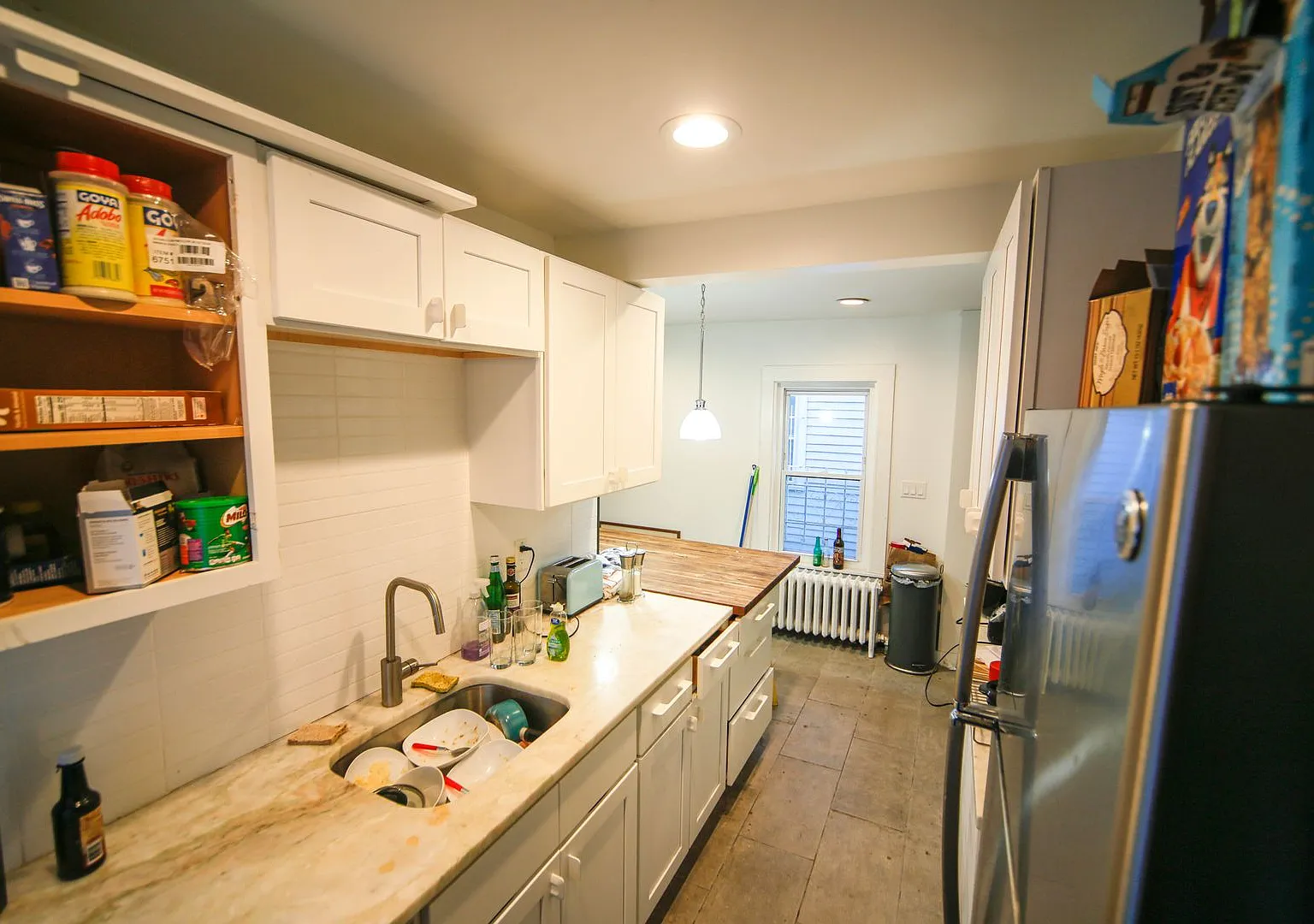 107 Howe Street — Photo 3