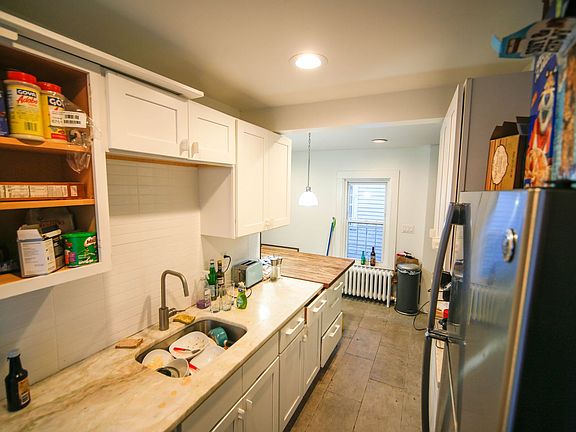 2nd image of 107 Howe St