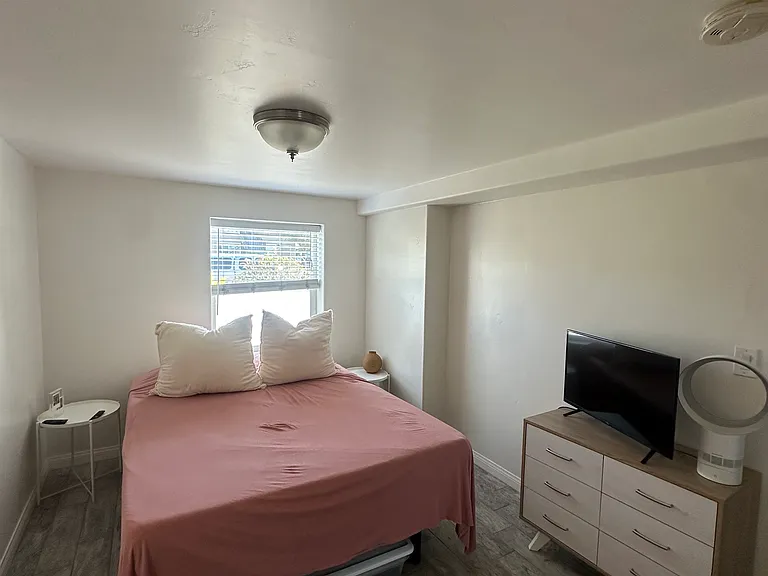 3046 Byron St #1 — Photo 14