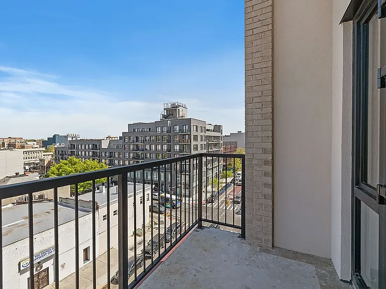 2605 Snyder Ave #2B — Photo 6