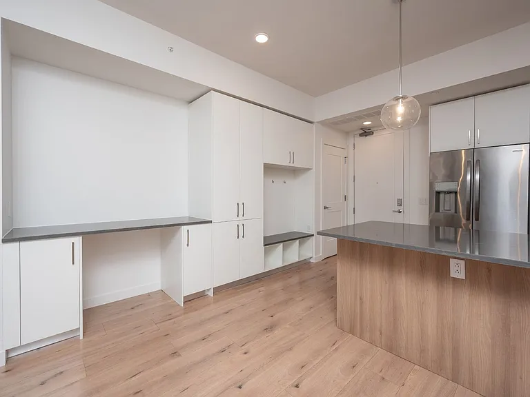 1212 Demonbreun St #1710 — Photo 16