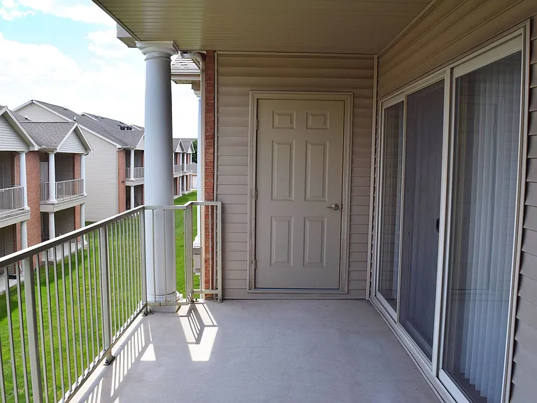 3901-4002 Crowwood Dr — Photo 22