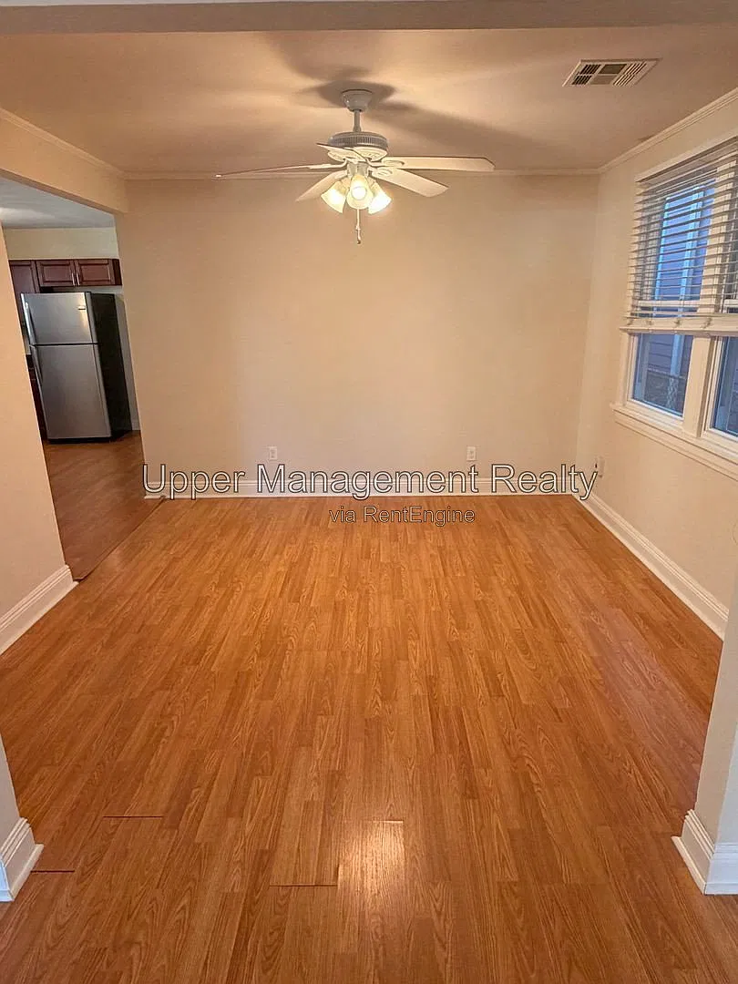 3 bed, 1.0 bath, 1465 sqft, $2,200 — Photo 4