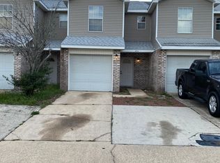 494 Keystone Rd, Mary Esther, FL 32569