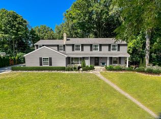 32545 Old Post Rd, Beverly Hills, MI 48025