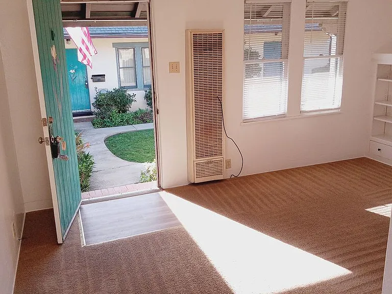 1132 Poli St — Photo 12