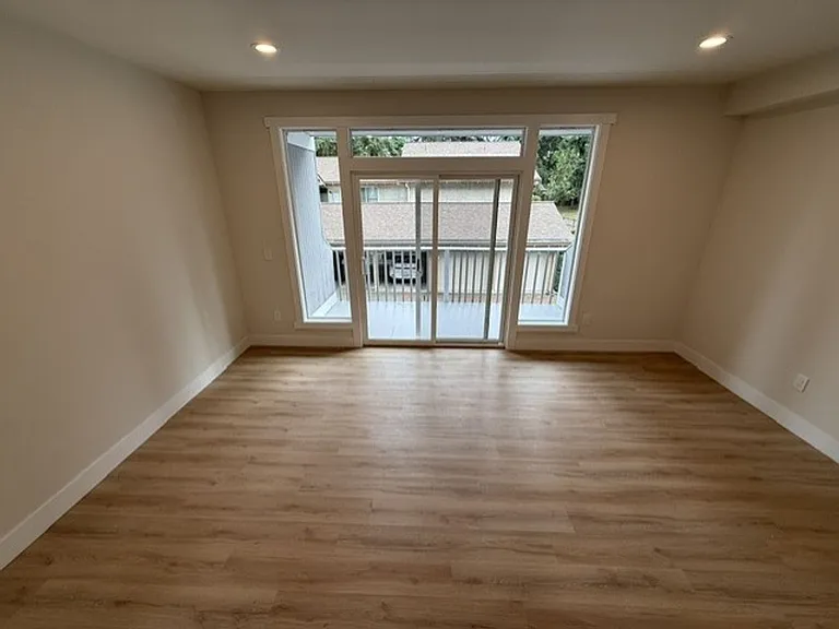 7900 Edmonds 4-Plex — Photo 40