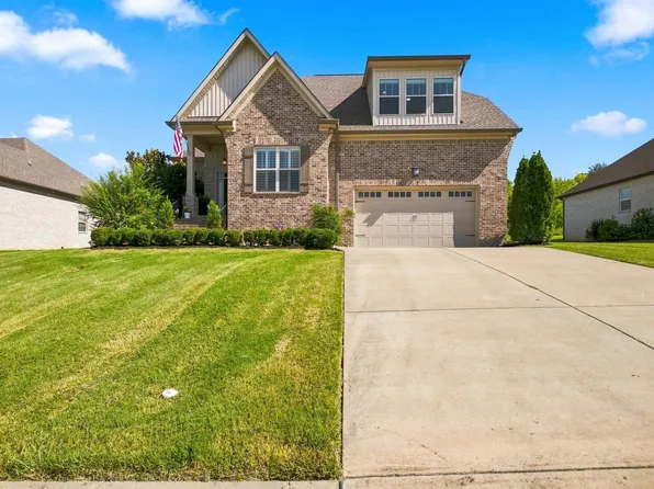 323 Hathaway Ln, Gallatin, TN 37066