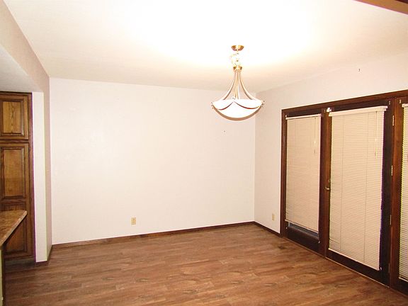 4th image of 1313 Twisted Oak Ave