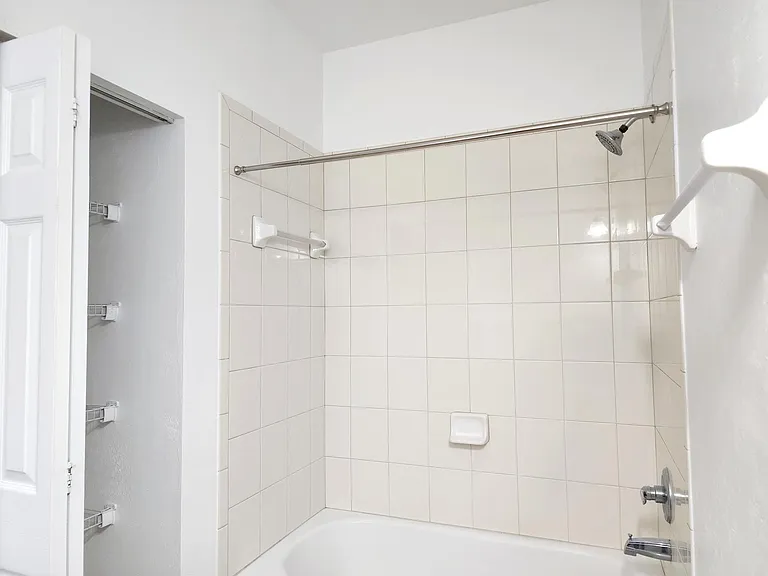 8184 SW 73rd Ln — Photo 22