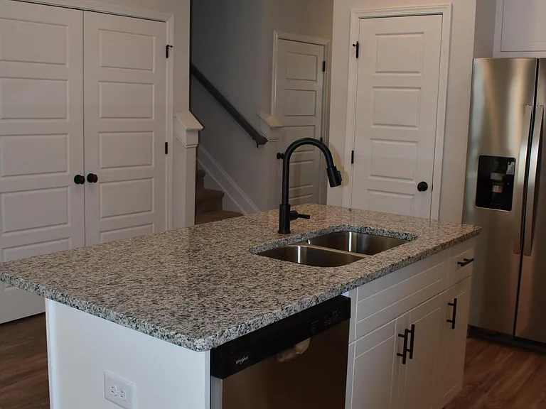 4228 Beautiful Pond Park — Photo 8