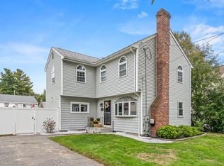 33 Pupkis Rd, Tewksbury, MA 01876