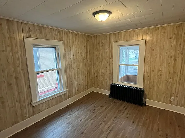 19 Garland Ave — Photo 10