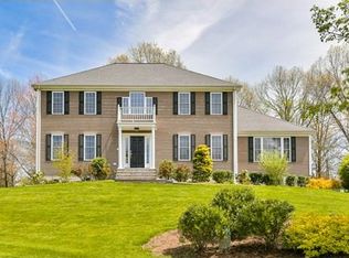3 Tucker Ln, Foxboro, MA 02035