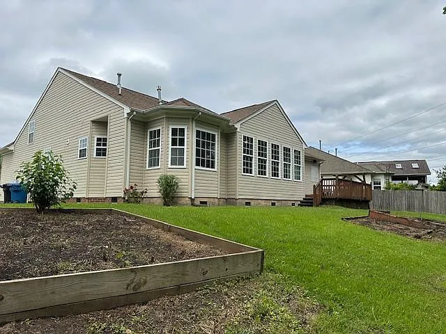 2565 Kentucky Derby Dr — Photo 41
