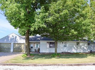 23475 365th St, Pittsfield, IL 62363